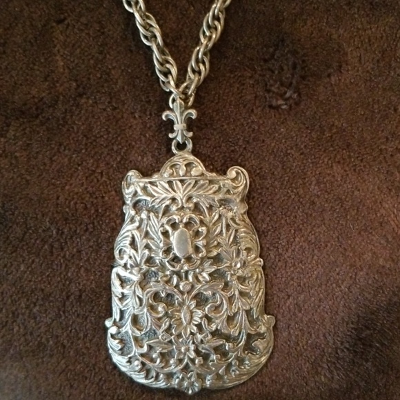 Jewelry - Vintage Fleur de Lis Statement Necklace